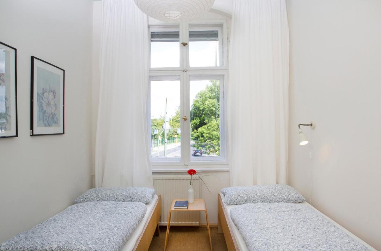 Jugendgästehaus Des Cvjm Berlin-kaulsdorf * Berlin